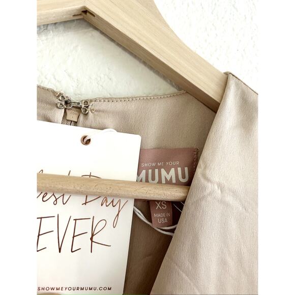 Show Me Your Mumu Rome Twist Gown Champagne Luxe Satin XS NWT - Picture 6 of 7